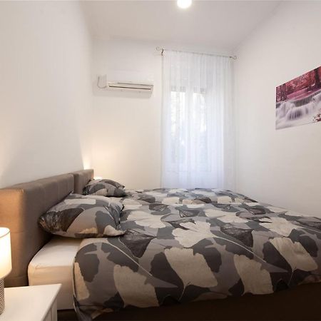 Apartman Cezar Apartment Rijeka Ngoại thất bức ảnh