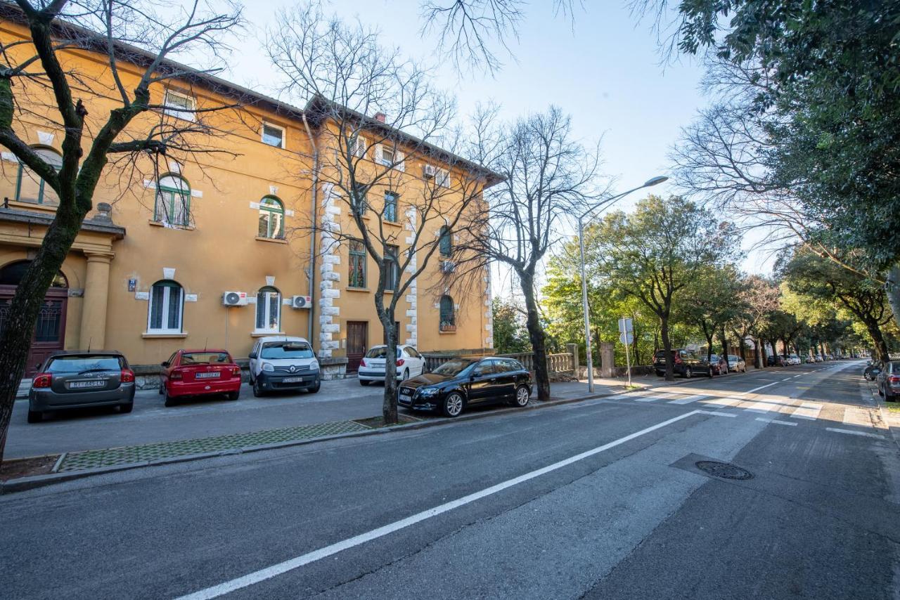 Apartman Cezar Apartment Rijeka Ngoại thất bức ảnh