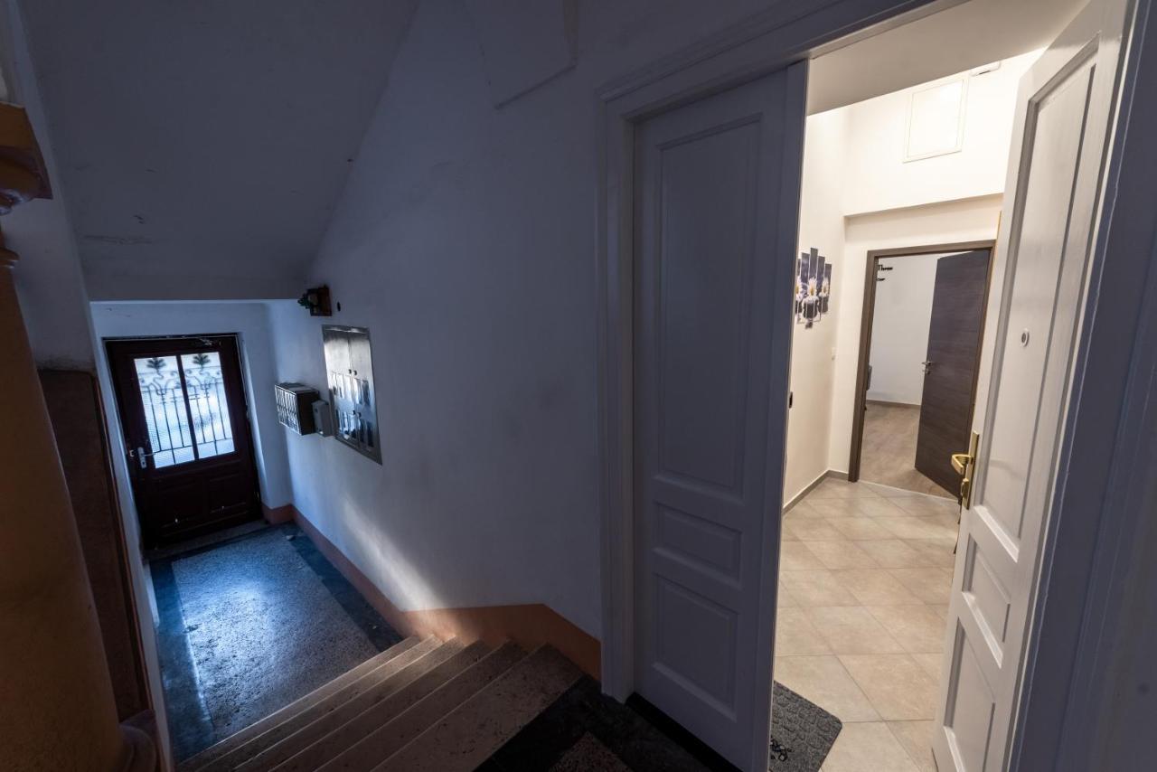 Apartman Cezar Apartment Rijeka Ngoại thất bức ảnh