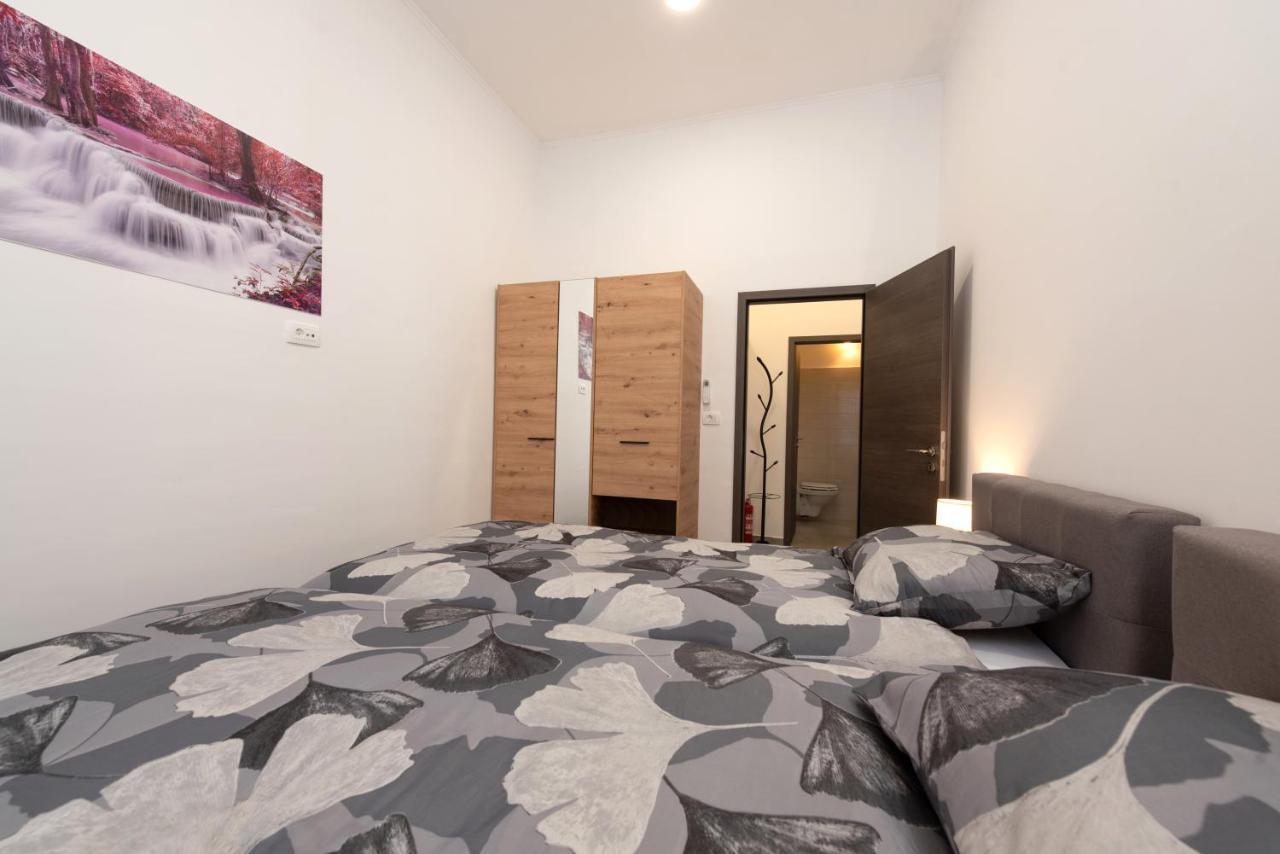 Apartman Cezar Apartment Rijeka Ngoại thất bức ảnh